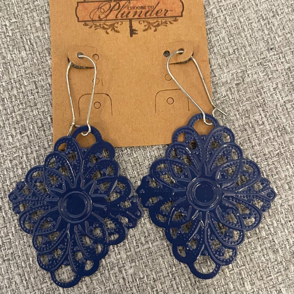 5 pairs filigree earrings - Picture 4 of 6